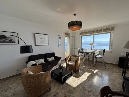 Appartement 3 pièces avec 2 terrasses - Ajaccio - Photo 2