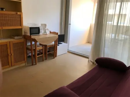 Studio cabine avec piscine, plage à 50m, parking privé, commerces à 400m - Photo 2