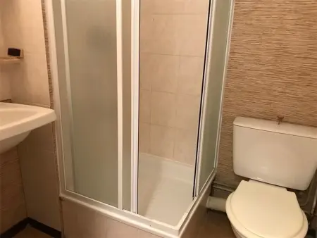 Studio cabine avec piscine, plage à 50m, parking privé, commerces à 400m - Photo 5