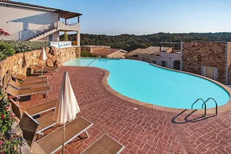 Holiday residence Ea Bianca, Baja Sardinia-Trilo 6 mit Meerblick frontal/seitlich, Appartement à Golfo Aranci avec ascenseur - Photo 31