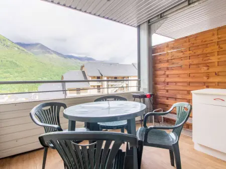 Agréable T2 Cabine avec Piscine, Balcon et WiFi à Luz-Saint-Sauveur - Photo 8