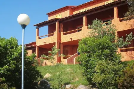 Résidence Marina di Pinarello in Marine de Pinarello // Trilo 6, Appartement près de la plage Pinarellu - Photo 6