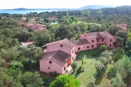 Résidence Marina di Pinarello in Marine de Pinarello // Trilo 6, Appartement près de la plage Pinarellu - Photo 25