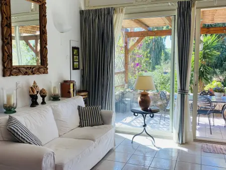 Appartement T2 avec terrasse, jardin et climatisation à 350m de la plage - 4 couchages - Photo 8