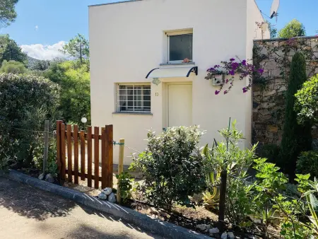 Appartement T2 avec terrasse, jardin et climatisation à 350m de la plage - 4 couchages - Photo 9