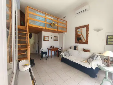 Appartement T2 avec terrasse, jardin et climatisation à 350m de la plage - 4 couchages - Photo 18