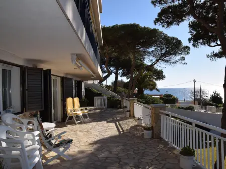 Appartement confortable avec piscine et accès direct à la mer - Photo 4