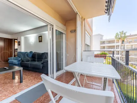 Charmant Appartement 2 Chambres à 3 min de la Plage - Cambrils - Photo 2