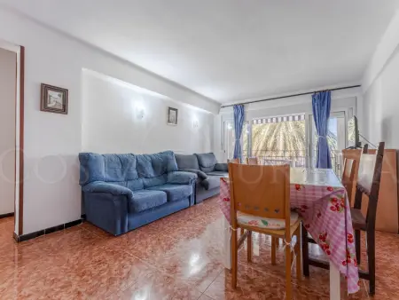 Charmant Appartement 2 Chambres à 3 min de la Plage - Cambrils - Photo 3