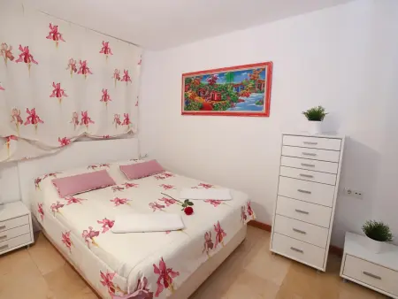 Appartement confortable à 50m de la plage avec piscine - Photo 5