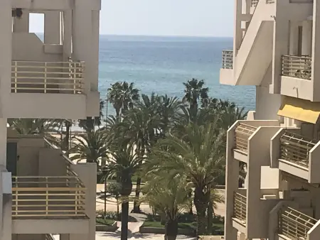 Appartement Deluxe à Salou, à 300m de la Plage avec Terrasse et Piscine - Photo 3