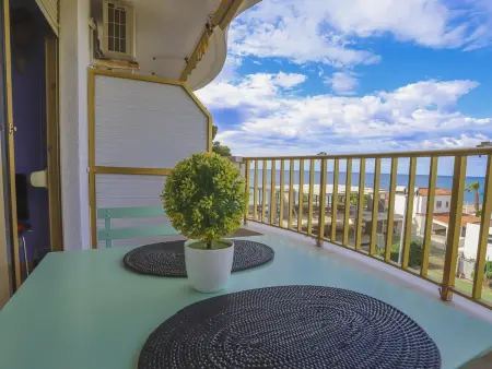 Appartement Luxe Front de Mer avec Piscine et Terrasse à Vilafortuny, Cambrils - Photo 3