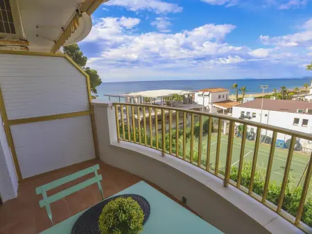Appartement Luxe Front de Mer avec Piscine et Terrasse à Vilafortuny, Cambrils - Photo 4