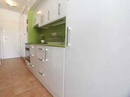 Appartement Luxe Front de Mer avec Piscine et Terrasse à Vilafortuny, Cambrils - Photo 10