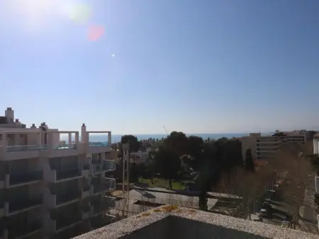 Superbe Attique avec Terrasse à 150m de la Plage et Piscine Commune à Salou - Photo 14