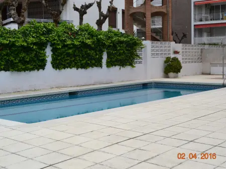 Superbe Attique avec Terrasse à 150m de la Plage et Piscine Commune à Salou - Photo 15