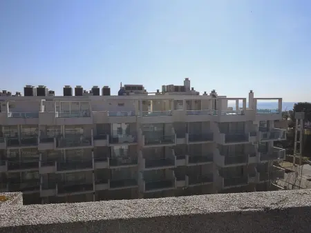 Superbe Attique avec Terrasse à 150m de la Plage et Piscine Commune à Salou - Photo 22