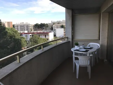 Charmant Appartement à Salou avec Piscine, Terrasse et Proche Plage - Capacité 4 Personnes - Photo 2