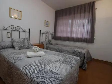 Charmant Appartement à Salou avec Piscine, Terrasse et Proche Plage - Capacité 4 Personnes - Photo 11
