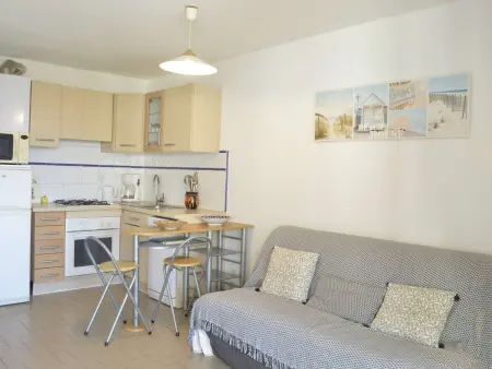 Cap d'Agde: Appt 2 pièces cabine, 6 couchages, proche plage, loggia, parking - Photo 5