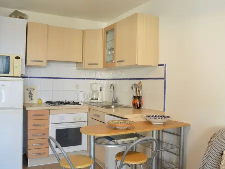 Cap d'Agde: Appt 2 pièces cabine, 6 couchages, proche plage, loggia, parking - Photo 9