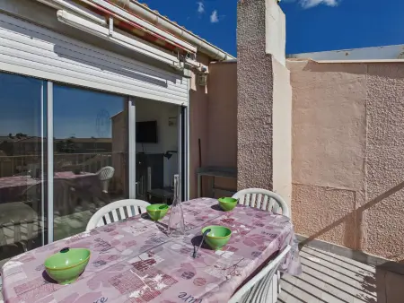 Appartement cosy 2 pièces cabine, terrasse, WIFI, parking privé, proche plage à Marseillan - Photo 1