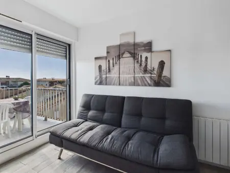 Appartement cosy 2 pièces cabine, terrasse, WIFI, parking privé, proche plage à Marseillan - Photo 5