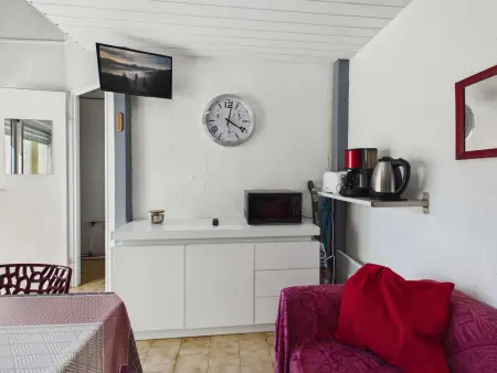 Appart 2 pièces mezzanine clim, bord de plage, parking - Photo 6