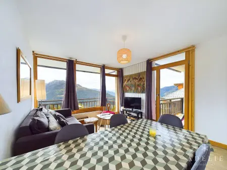 Appartement Scandinave, 3 pièces, 50m², proche pistes et commerces, avec balcons et parking - Photo 2