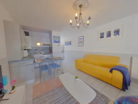 T1 Bis Vue Mer, WiFi, à Larmor-Plage, 4 Pers, Appartement 4 personnes à Larmor Plage - Photo 3