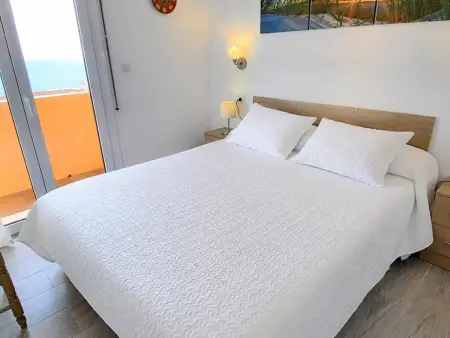 Appartement familial 2 chambres avec terrasse vue mer et parking à Llançà - Photo 3