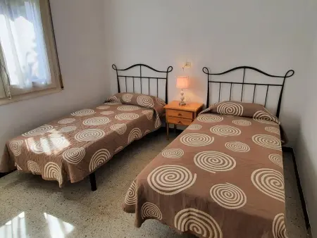 Appartement 2 chambres à côté de la plage Carboneres avec parking, animaux acceptés - Photo 8