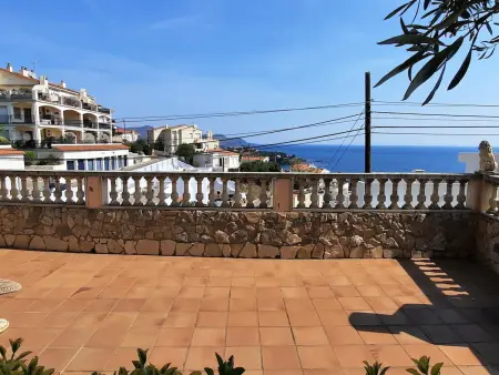 Appartement familial avec piscine, jardin et terrasses - Llançà - Photo 11