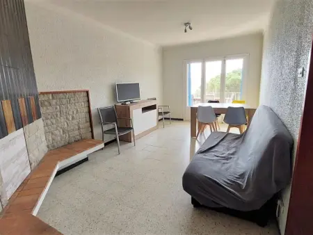 Appartement Familial à Llançà : Plage Carboneres, Parking et Animaux Acceptés - Photo 3