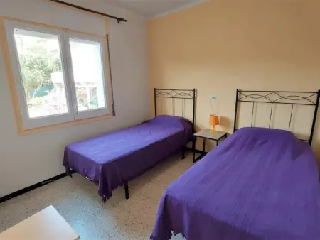 Appartement Familial à Llançà : Plage Carboneres, Parking et Animaux Acceptés - Photo 6