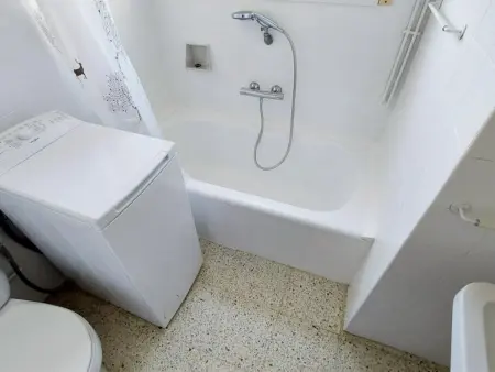 Appartement Familial à Llançà : Plage Carboneres, Parking et Animaux Acceptés - Photo 7