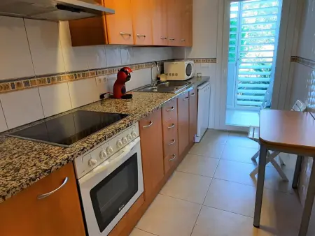 Appartement calme avec terrasse et jardin proche de la plage - Photo 4