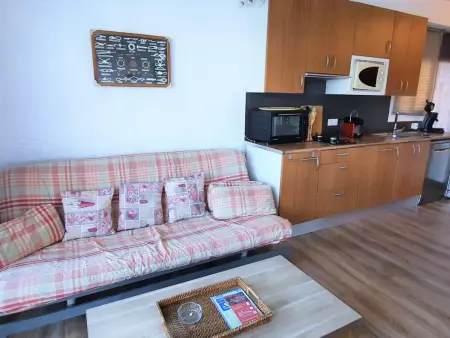 Appartement à Llançà avec grande terrasse, animaux acceptés, proche plage - Photo 2
