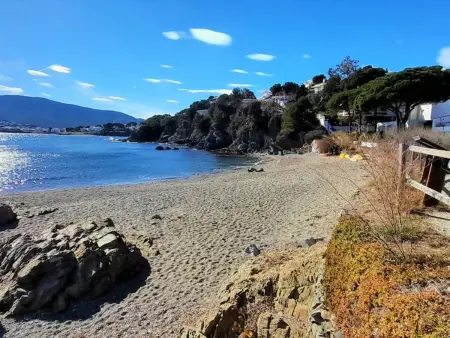 Appartement à Llançà avec grande terrasse, animaux acceptés, proche plage - Photo 15