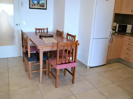 Appartement avec Terrasse Meublée et Parking à 10 Min du Centre de Llançà, Animaux Acceptés - Photo 2
