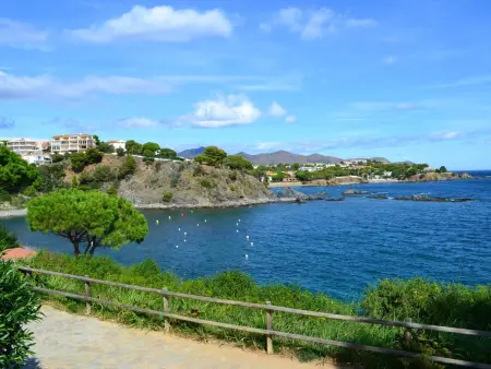 Appartement avec Terrasse Meublée et Parking à 10 Min du Centre de Llançà, Animaux Acceptés - Photo 9