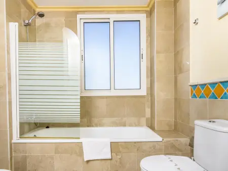 Luxueux appartement en bord de mer à Marbella dans le quartier Banana Beach - Photo 7