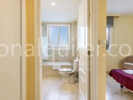 Luxueux appartement en bord de mer à Marbella dans le quartier Banana Beach - Photo 17