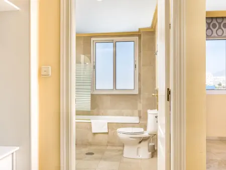 Superbe appartement 3 chambres avec piscine, climatisation et WiFi à Marbella - Photo 2