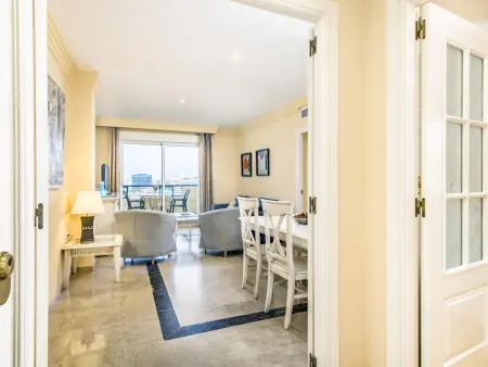 Appartement en bord de mer avec piscine, clim, wifi, et parking à Marbella - Photo 16