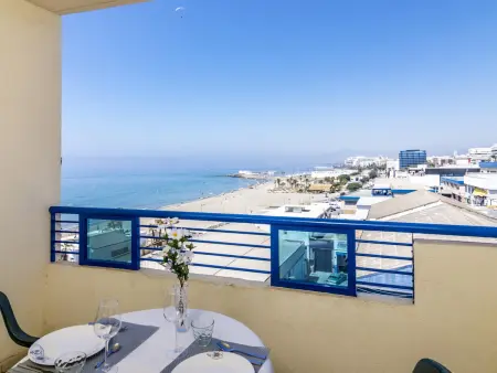 Appartement en bord de mer avec piscine, clim, wifi, et parking à Marbella - Photo 20