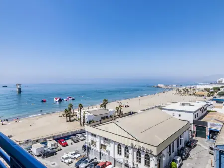 Appartement en bord de mer avec piscine, clim, wifi, et parking à Marbella - Photo 21