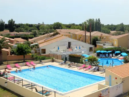 Studio climatisé avec terrasse et piscine, idéal pour 2 personnes à Agde, parking sécurisé inclus - Photo 7