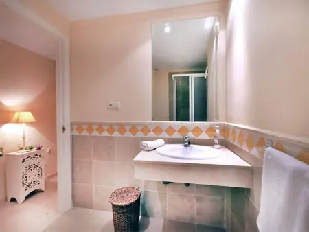 Appartement en bord de mer à Marbella - 3 chambres, piscines, clim, WIFI, parking, animaux admis - Photo 13