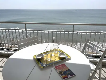 Studio cabine 4 pers, vue mer, balcon, parking, accès plage - Photo 19